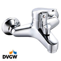 4135-10 DVGW-sertifisert, messingkran ettgreps varmt/kaldt vann veggmontert badekararmatur